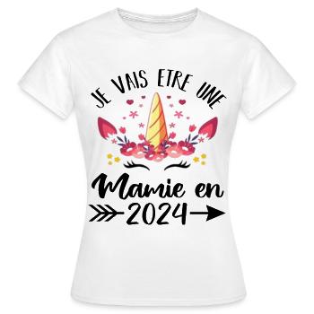 Mamie en 2024 cadeau licorne pour grand-mère - T-shirt Femme - blanc - Devant - AI Model Female 172 dark (172cm)