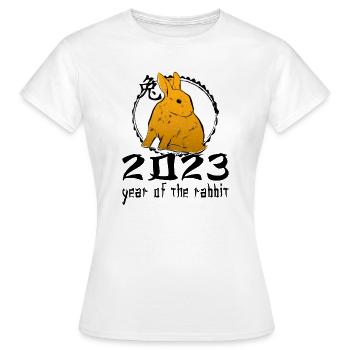 Chinesisches Hase Schriftzeichen Neujahr - Frauen T-Shirt - Weiß - Vorne - AI Model Female 172 dark (172cm)