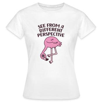 Mignon Flamingo Voir d’un point de vue différent - T-shirt Femme - blanc - Devant - AI Model Female 172 dark (172cm)