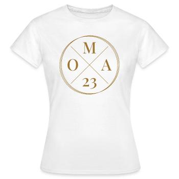 Oma 2023 - Frauen T-Shirt - Weiß - Vorne - AI Model Female 172 dark (172cm)