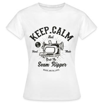 Aiguille à tricoter à la main en laine faite au crochet - T-shirt Femme - blanc - Devant - AI Model Female 172 dark (172cm)