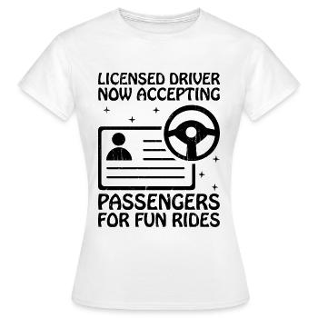 Permis de conduire passé Nouveau permis de conduire S - T-shirt Femme - blanc - Devant - AI Model Female 172 dark (172cm)