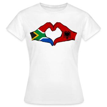 Afrique du Sud Albanie Drapeau Mains Coeur Forme - T-shirt Femme - blanc - Devant - AI Model Female 172 dark (172cm)
