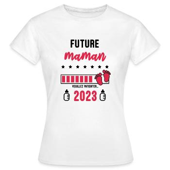 Future maman 2023 Annonce grossesse future maman - T-shirt Femme - blanc - Devant - AI Model Female 172 dark (172cm)
