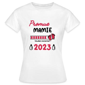 Annonce grossesse Mamie Promue Mamie 2023 - T-shirt Femme - blanc - Devant - AI Model Female 172 dark (172cm)