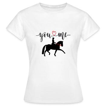 You & me Dressur horse Love - Frauen T-Shirt - Weiß - Vorne - AI Model Female 172 dark (172cm)