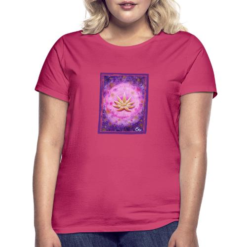 Goldener Lotus - Sonja Ariel von Staden - Frauen T-Shirt