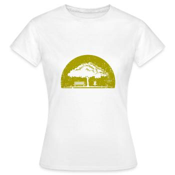 Baum - Frauen T-Shirt - Weiß - Vorne - AI Model Female 172 dark (172cm)