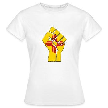 Flagge des Bundesstaates New Mexico Stolz Eingeborene Familie - Frauen T-Shirt - Weiß - Vorne - AI Model Female 172 dark (172cm)