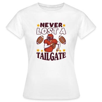 Fußballer verlor eine Heckklappe Fußball - Frauen T-Shirt - Weiß - Vorne - AI Model Female 172 dark (172cm)