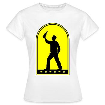Boire une bouteille de bière - T-shirt Femme - blanc - Devant - AI Model Female 172 dark (172cm)