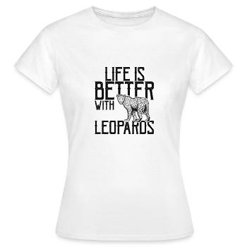 leopard - Women's T-Shirt - white - Front - AI Model Female 172 dark (172cm)