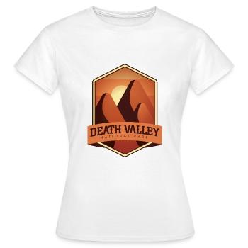 Death Valley National Park - Women's T-Shirt - white - Front - AI Model Female 172 dark (172cm)