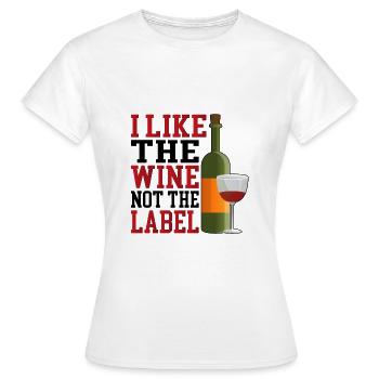J’aime le vin, pas l’étiquette 17 - T-shirt Femme - blanc - Devant - AI Model Female 172 dark (172cm)