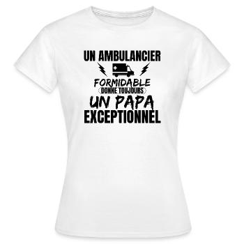 EIN HERVORRAGENDER SANITÄTER - Frauen T-Shirt - Weiß - Vorne - AI Model Female 172 dark (172cm)