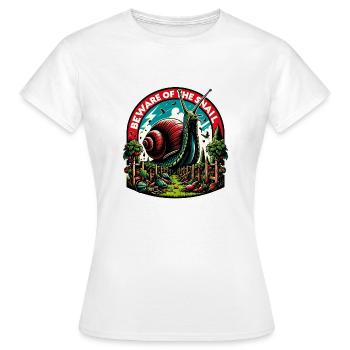 Escargot géant, désastre d’escargot, escargot de jardin - T-shirt Femme - blanc - Devant - AI Model Female 172 dark (172cm)