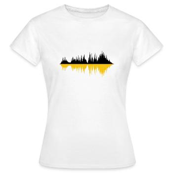 Flag of Baden Württemberg Heimat Stuttgart - Women's T-Shirt - white - Front - AI Model Female 172 dark (172cm)
