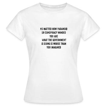 Tiefe Staatsverschwörung - Frauen T-Shirt - Weiß - Vorne - AI Model Female 172 dark (172cm)