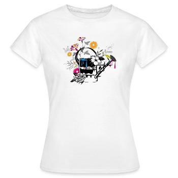 Blechgießkanne mit Blumen und Schmetterlinge - Frauen T-Shirt - Weiß - Vorne - AI Model Female 172 dark (172cm)