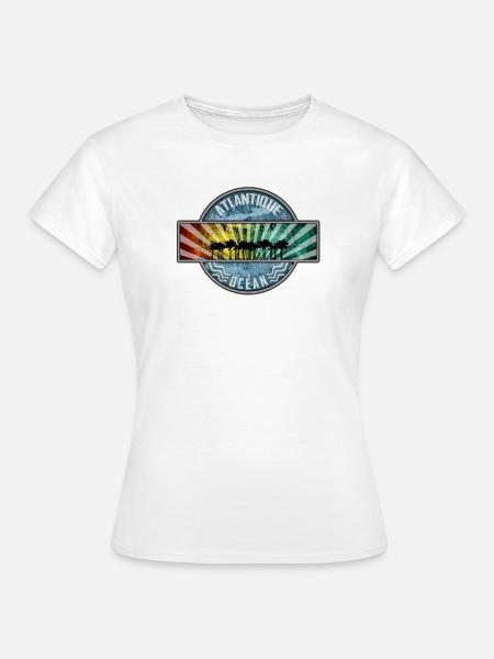 Rayons de soleil colorés sur l’océan Atlantique - T-shirt Femme - blanc