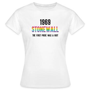 Stonewall 1969 - Der erste Stolz war ein Aufstand - Frauen T-Shirt - Weiß - Vorne - AI Model Female 172 dark (172cm)