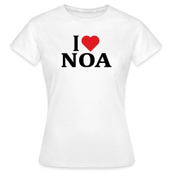 T-Shirt I love Noa T-Shirt Geschenkidee - Frauen T-Shirt - Weiß - Vorne - AI Model Female 172 dark (172cm)