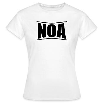 Noa T-Shirt T-Shirt Geschenkidee - Frauen T-Shirt - Weiß - Vorne - AI Model Female 172 dark (172cm)