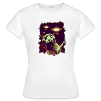 Funny Cut Out 3D Cat Selfie UFO Behind - Women's T-Shirt - white - Front - AI Model Female 172 dark (172cm)