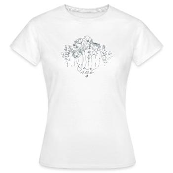 Stolze Oma 2026 Geschenkidee - Frauen T-Shirt - Weiß - Vorne - AI Model Female 172 dark (172cm)