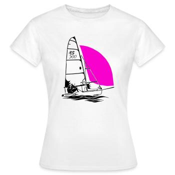 RS 500 Régate de dériveurs à voile voile de couleur - T-shirt Femme - blanc - Devant - AI Model Female 172 dark (172cm)