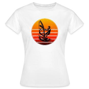 Minimalistisches Windsurfing Motiv - Frauen T-Shirt - Weiß - Vorne - AI Model Female 172 dark (172cm)