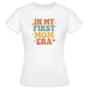 First Mother's Day Mom Gift Idea Family Groovy - Women's T-Shirt - white - Front - AI Model Female 172 dark (172cm)
