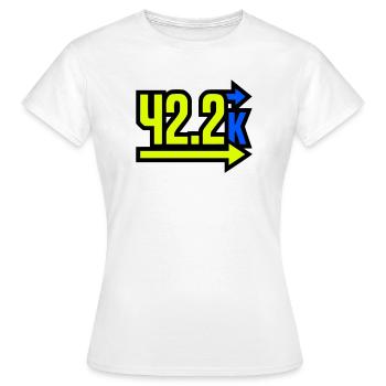 Fier arrivant au marathon 42,2 km - T-shirt Femme - blanc - Devant - AI Model Female 172 dark (172cm)