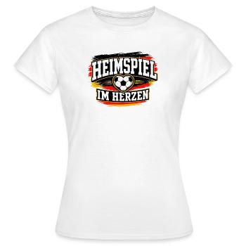 Heimspiel im Herzen Fussball Länderspiel - Frauen T-Shirt - Weiß - Vorne - AI Model Female 172 dark (172cm)