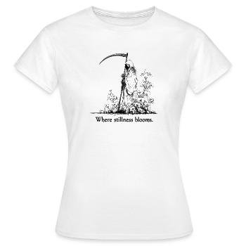 Where Stillness Blooms Skleton und Floral Art - Frauen T-Shirt - Weiß - Vorne - AI Model Female 172 dark (172cm)