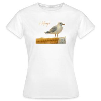Wattvogel Nordsee Möwe auf Strandkorb Ostsee  - Frauen T-Shirt - Weiß - Vorne - AI Model Female 172 dark (172cm)