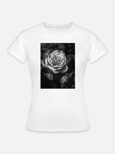 Schwarzweiß Rose Nahaufnahme - Frauen T-Shirt - Weiß