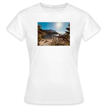 Baie de Sunny Beach - T-shirt Femme - blanc - Devant - AI Model Female 172 dark (172cm)