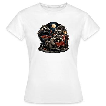 Soirée barbecue nocturne de ratons laveurs - T-shirt Femme - blanc - Devant - AI Model Female 172 dark (172cm)