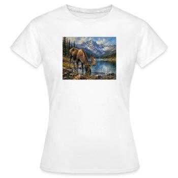 Alpen-Elch am Bergsee - Frauen T-Shirt - Weiß - Vorne - AI Model Female 172 dark (172cm)