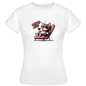 Süßes Katzen-Wochenend-Stimmungs-Katzenliebhaber-Shirt - Frauen T-Shirt - Weiß - Vorne - AI Model Female 172 dark (172cm)