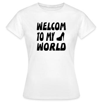 High Heels - Frauen T-Shirt - Weiß - Vorne - AI Model Female 172 dark (172cm)