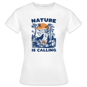Wandern – Die Natur ruft - Frauen T-Shirt - Weiß - Vorne - AI Model Female 172 dark (172cm)