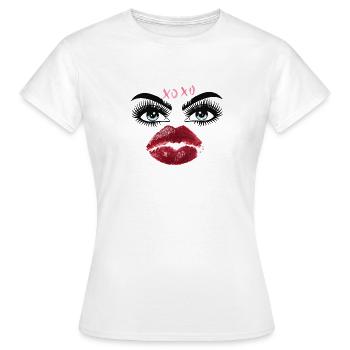 Kissable lips and eyes glamour - Women's T-Shirt - white - Front - AI Model Female 172 dark (172cm)