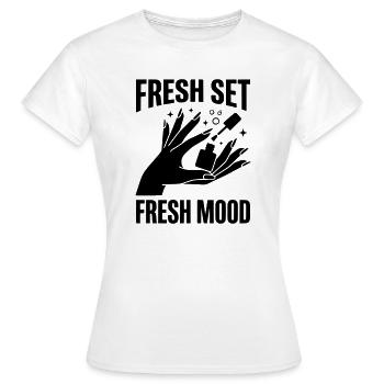 Nouvel ensemble Design d’ongles Mood Fresh Manucure - T-shirt Femme - blanc - Devant - AI Model Female 172 dark (172cm)