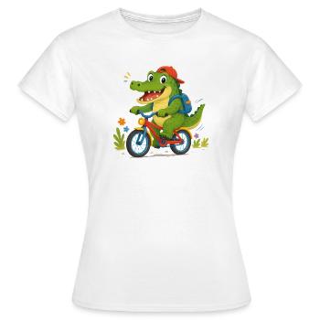 Crocodile joyeux allant à l’école à vélo - T-shirt Femme - blanc - Devant - AI Model Female 172 dark (172cm)