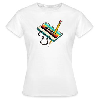 Retro Kassette mit Bleistift – 80er 90er Vintage  - Frauen T-Shirt - Weiß - Vorne - AI Model Female 172 dark (172cm)