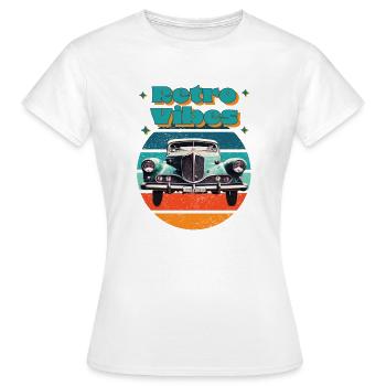 Retro Vibes Car - Frauen T-Shirt - Weiß - Vorne - AI Model Female 172 dark (172cm)