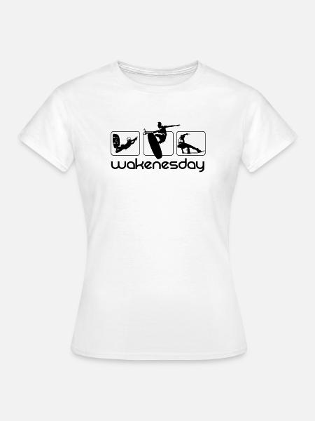 wakenesday the day for wakeboarding - Women's T-Shirt - white