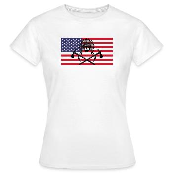 Indianerschädel und amerikanische Flagge - Frauen T-Shirt - Weiß - Vorne - AI Model Female 172 dark (172cm)